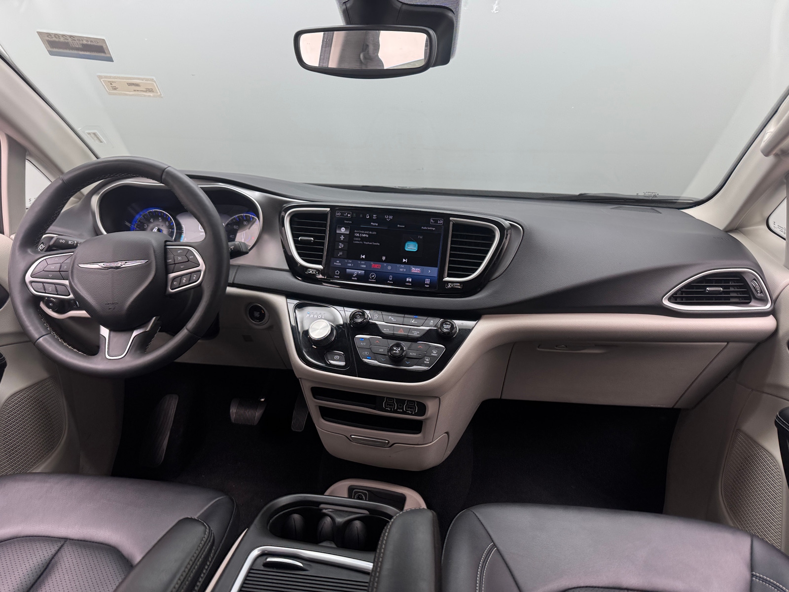 Thumbnail: 2024 Chrysler Pacifica - 2