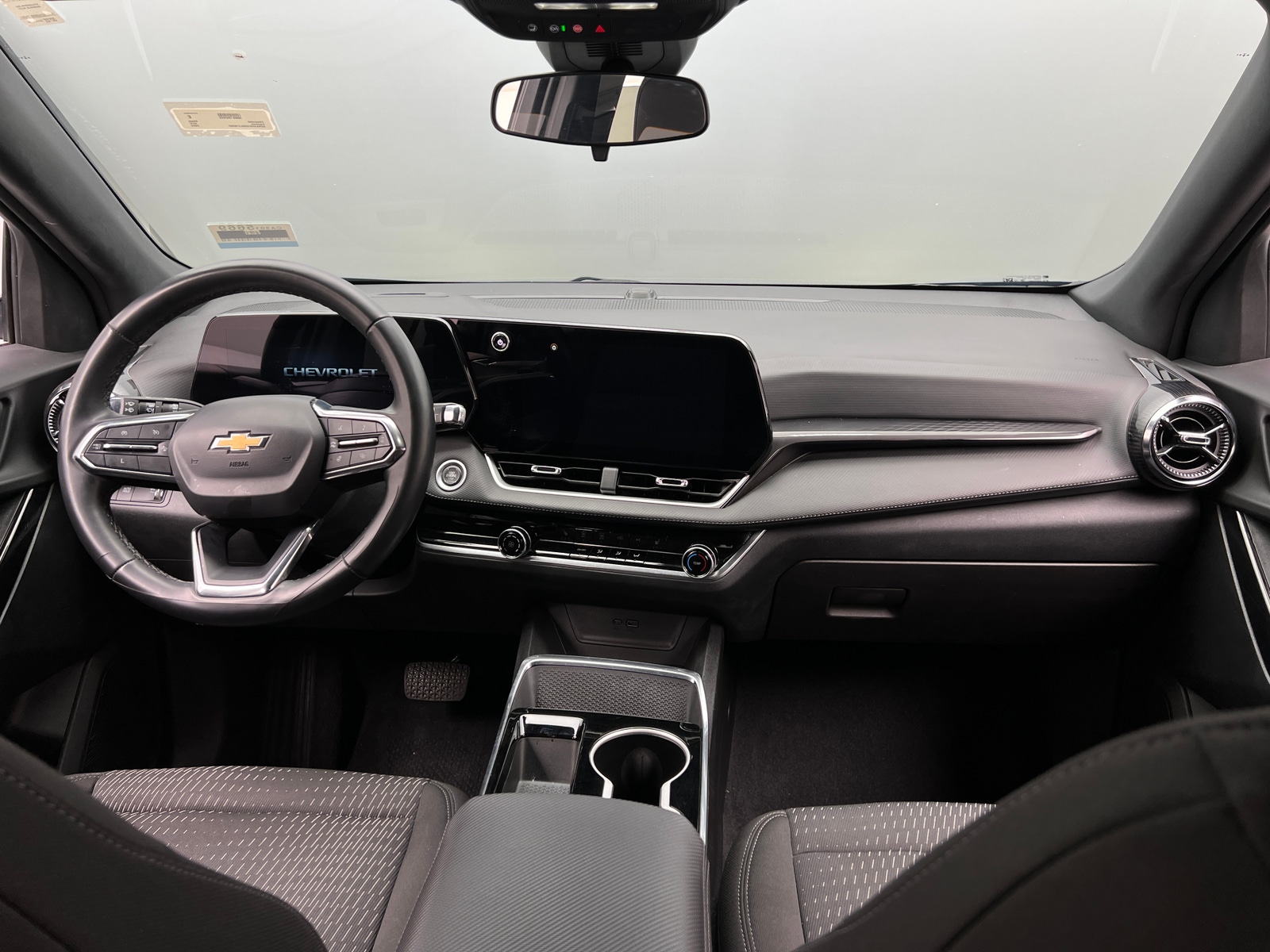 Thumbnail: 2025 Chevrolet Equinox - 3