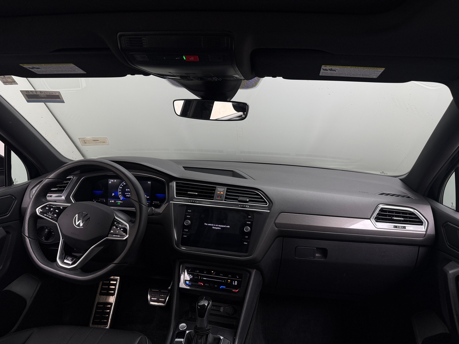 Thumbnail: 2023 Volkswagen Tiguan - 2