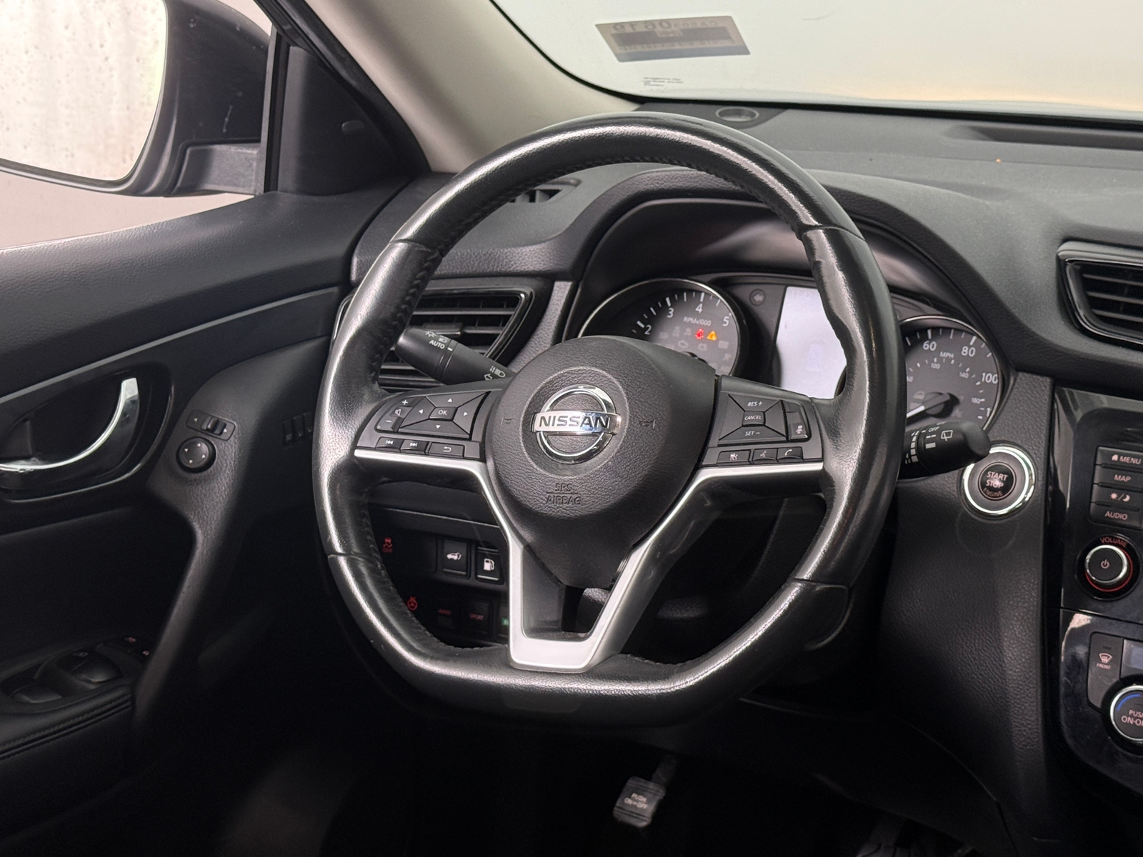 Thumbnail: 2018 Nissan Rogue - 5