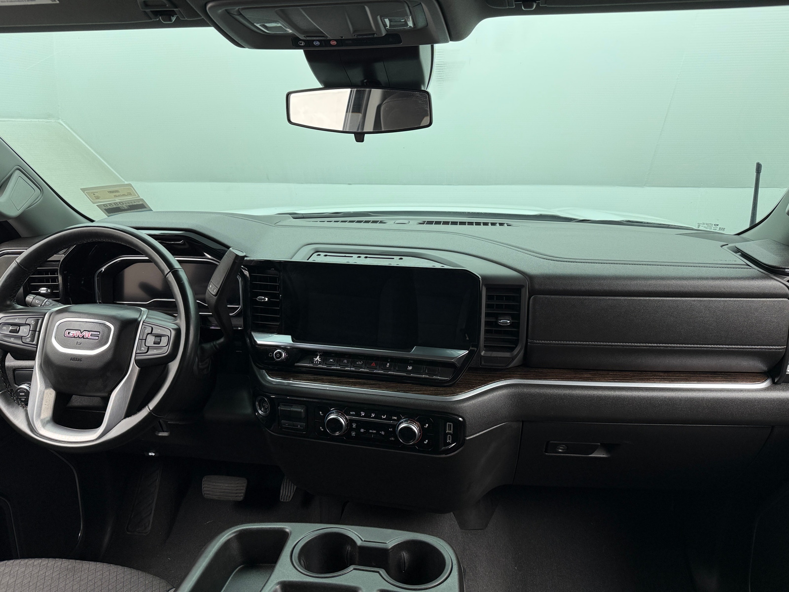 Thumbnail: 2024 GMC Sierra 1500 - 3