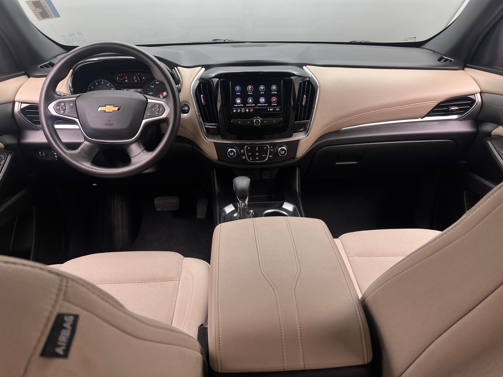 Thumbnail: 2023 Chevrolet Traverse - 3