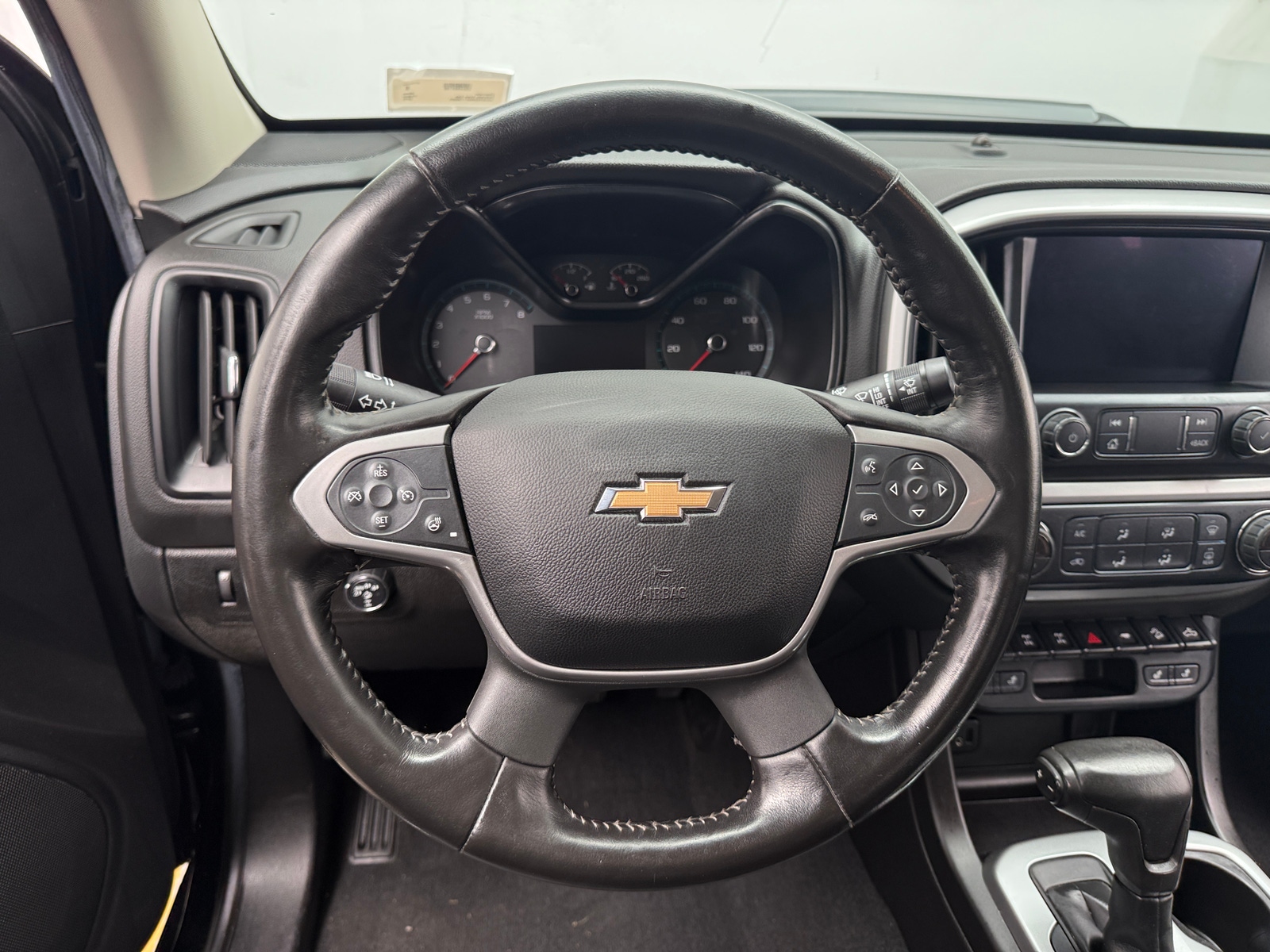 Thumbnail: 2019 Chevrolet Colorado - 4