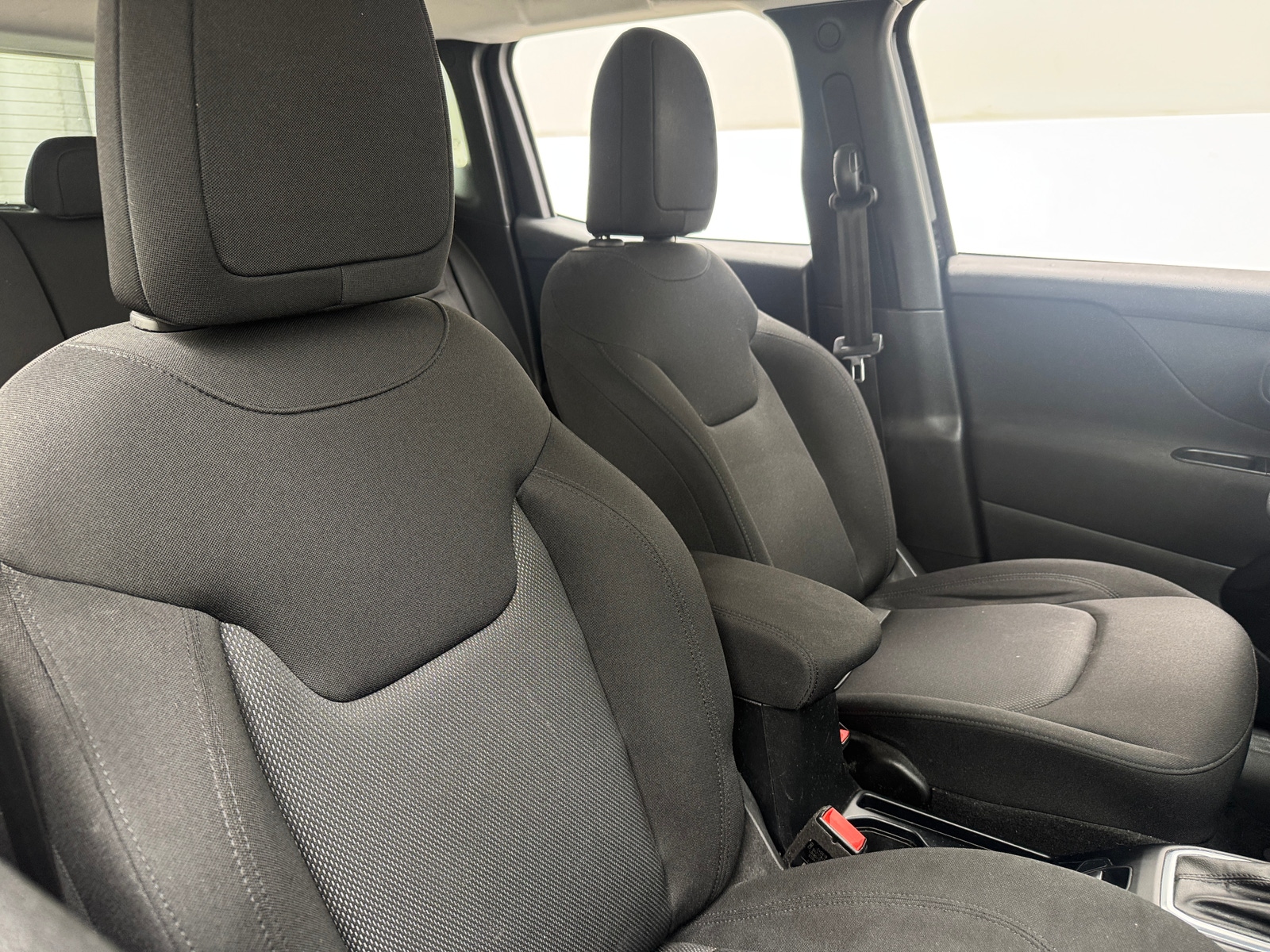 Thumbnail: 2019 Jeep Renegade - 2
