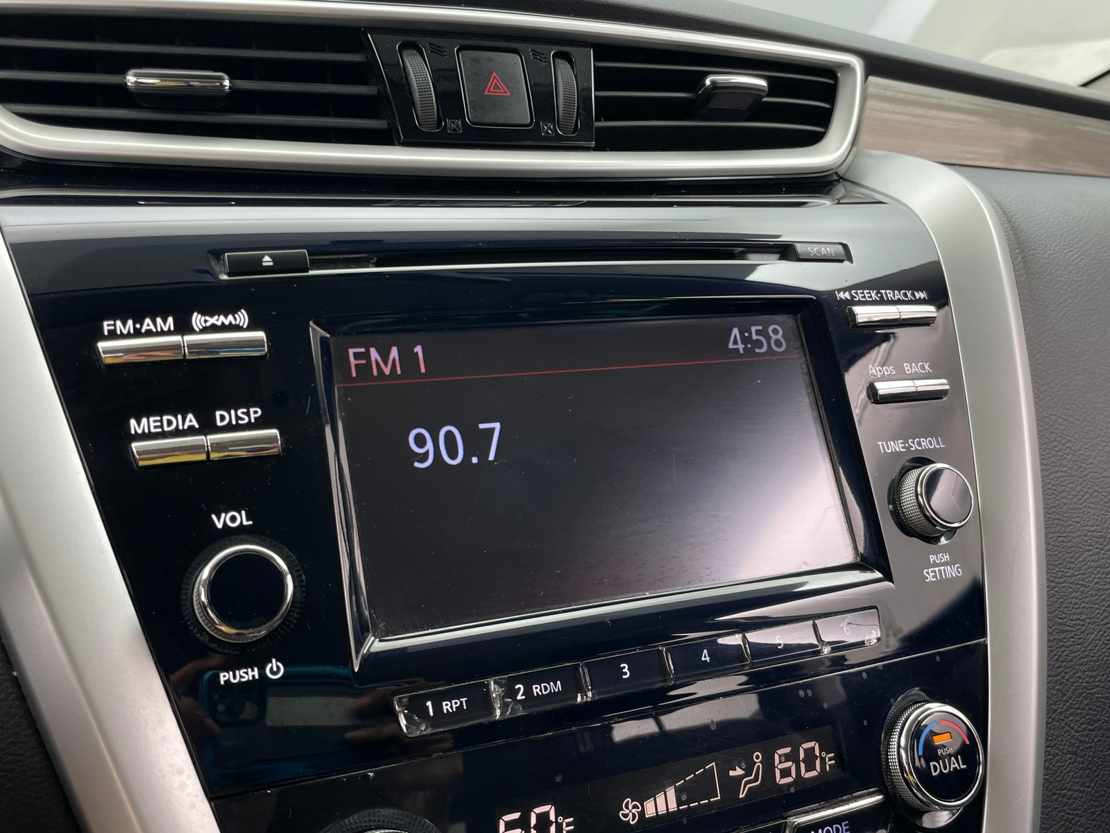 Thumbnail: 2015 Nissan Murano - 4