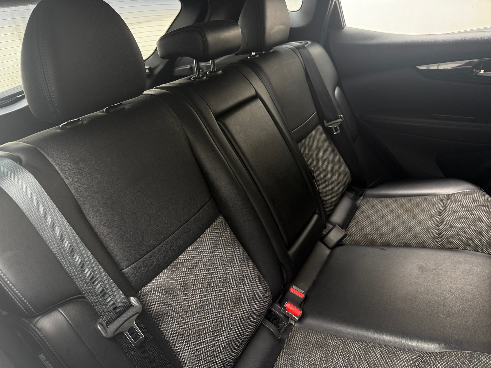 Thumbnail: 2021 Nissan Rogue Sport - 5