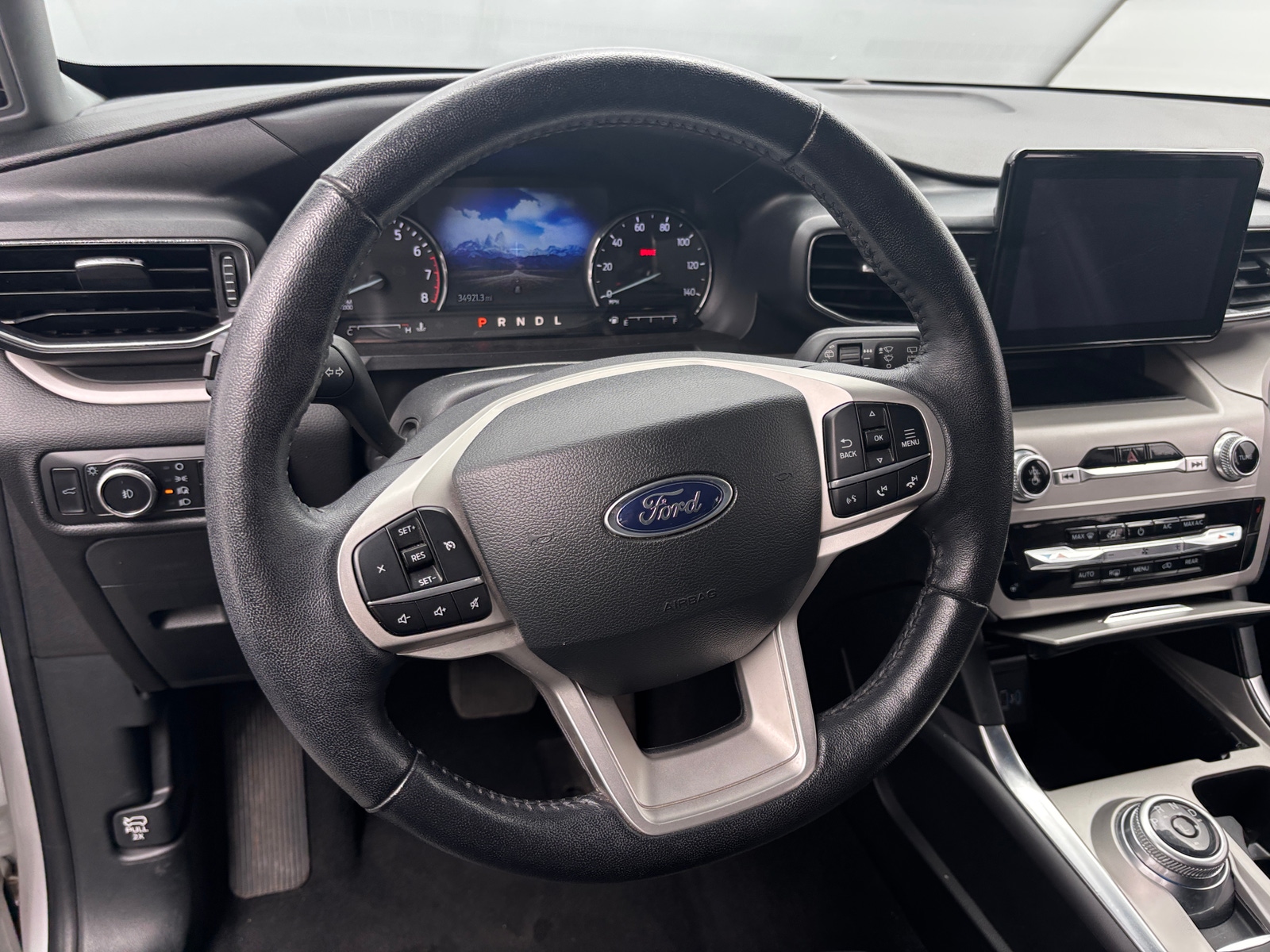 Thumbnail: 2023 Ford Explorer - 4
