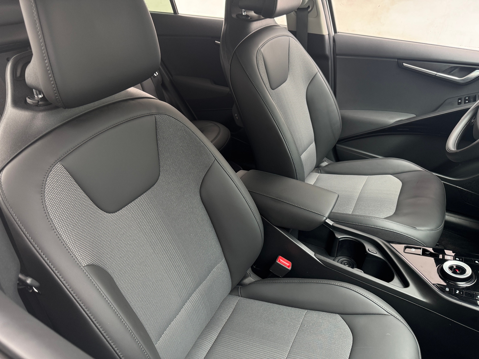 Thumbnail: 2024 Kia Niro - 2