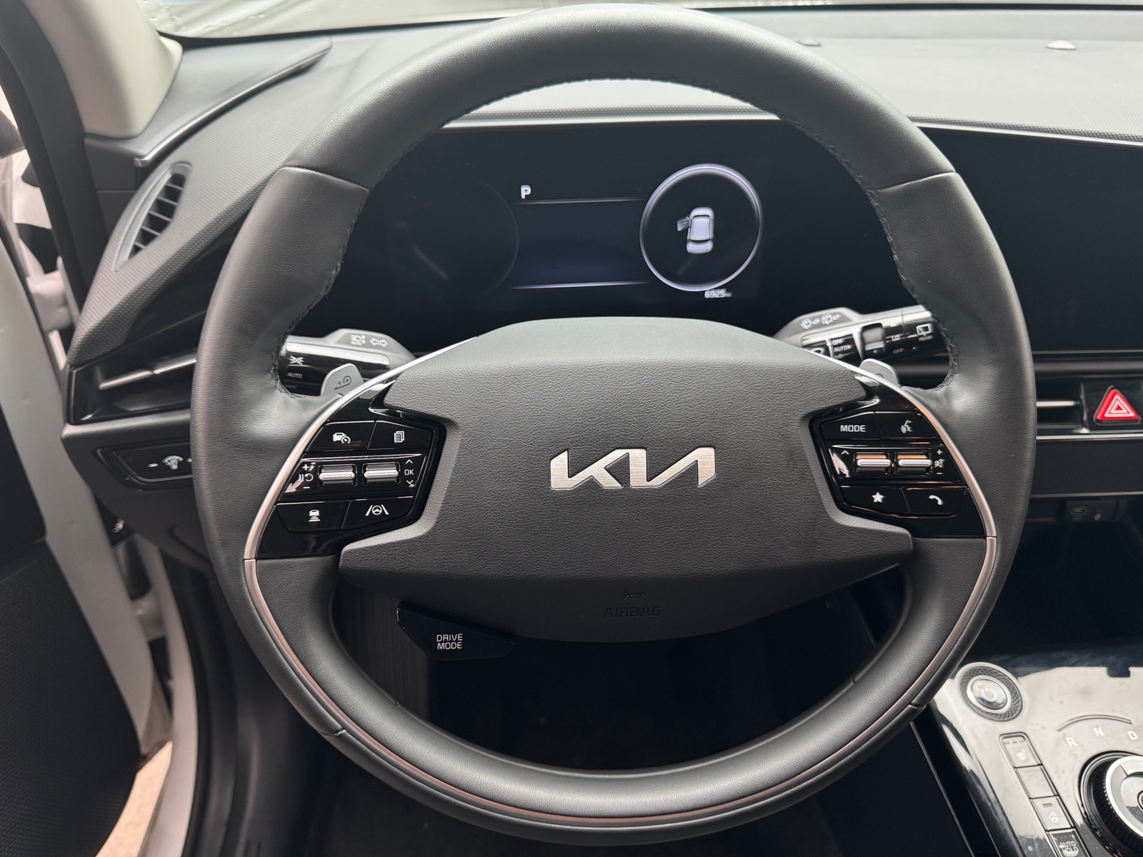 Thumbnail: 2024 Kia Niro - 5