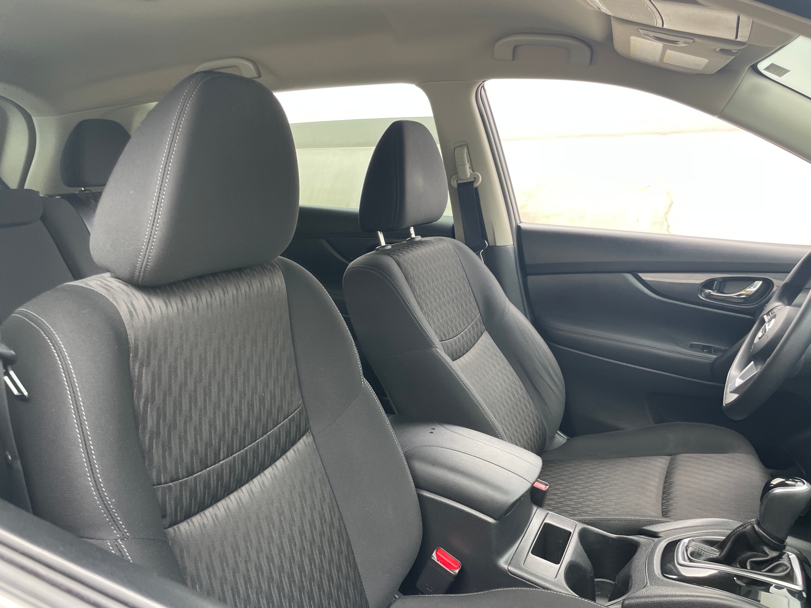 Thumbnail: 2017 Nissan Rogue - 2