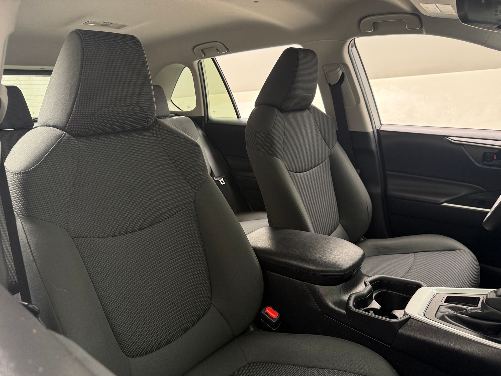 Thumbnail: 2020 Toyota RAV4 - 2