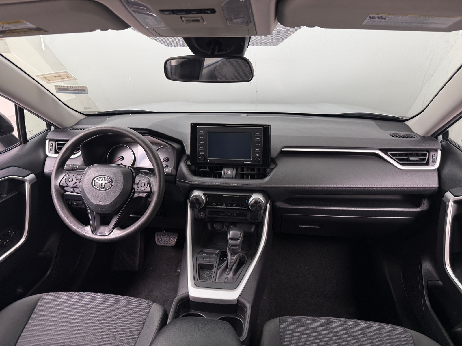 Thumbnail: 2020 Toyota RAV4 - 3
