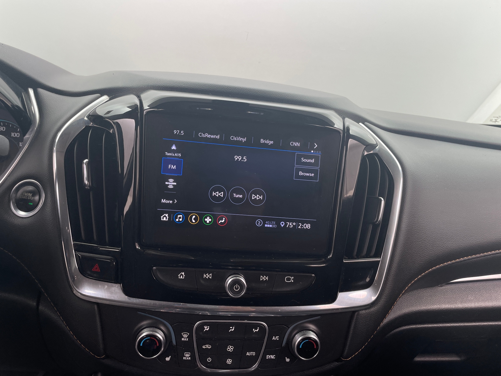 Thumbnail: 2020 Chevrolet Traverse - 4
