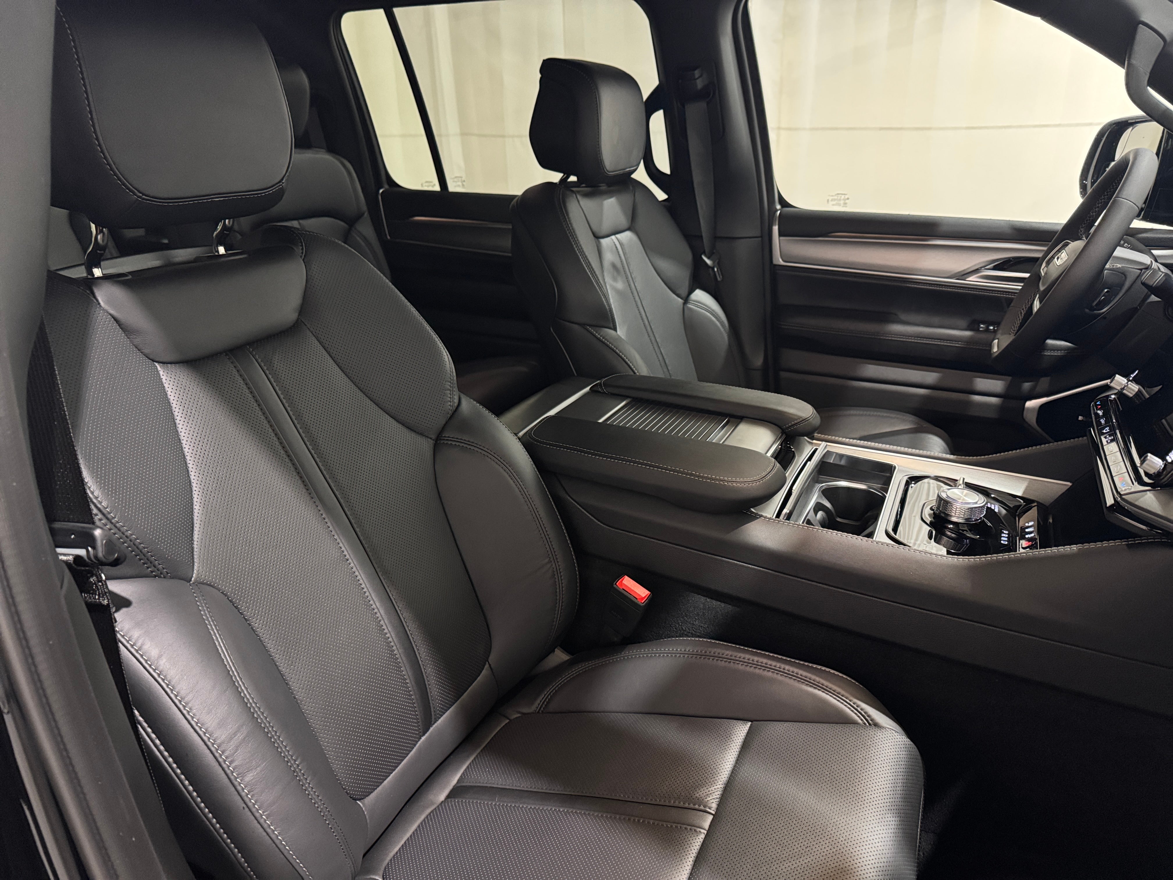 2026 Jeep Grand Wagoneer Limited Altitude