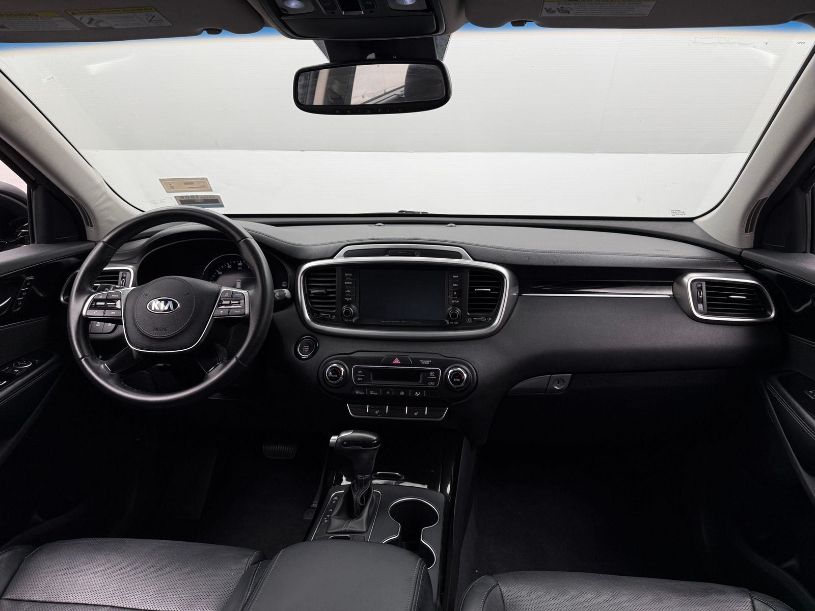 Thumbnail: 2019 Kia Sorento - 2