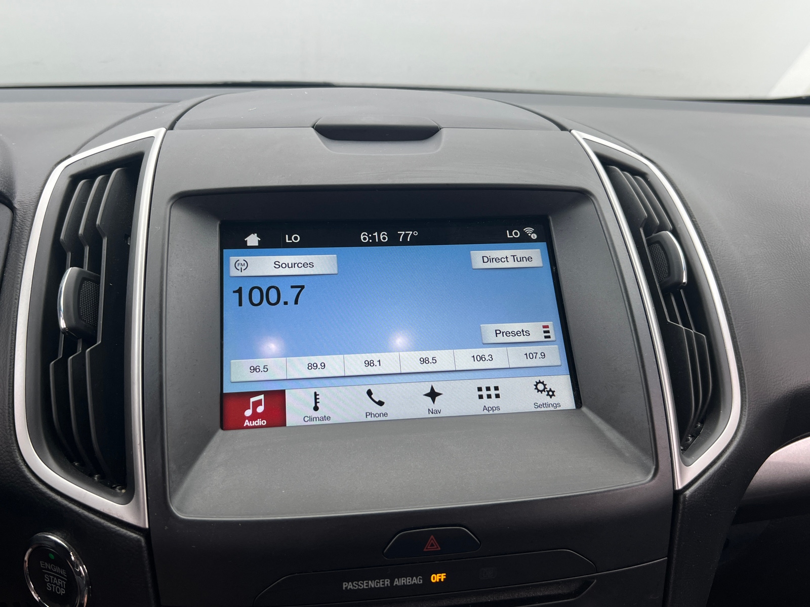 Thumbnail: 2017 Ford Edge - 3