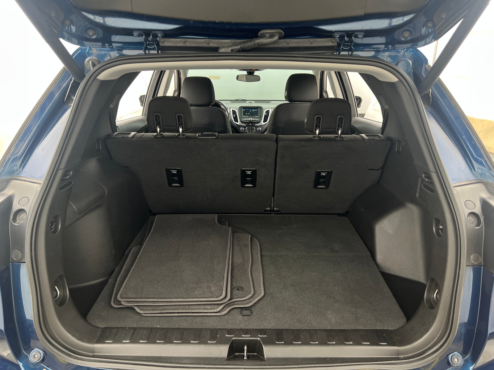 Thumbnail: 2019 Chevrolet Equinox - 7