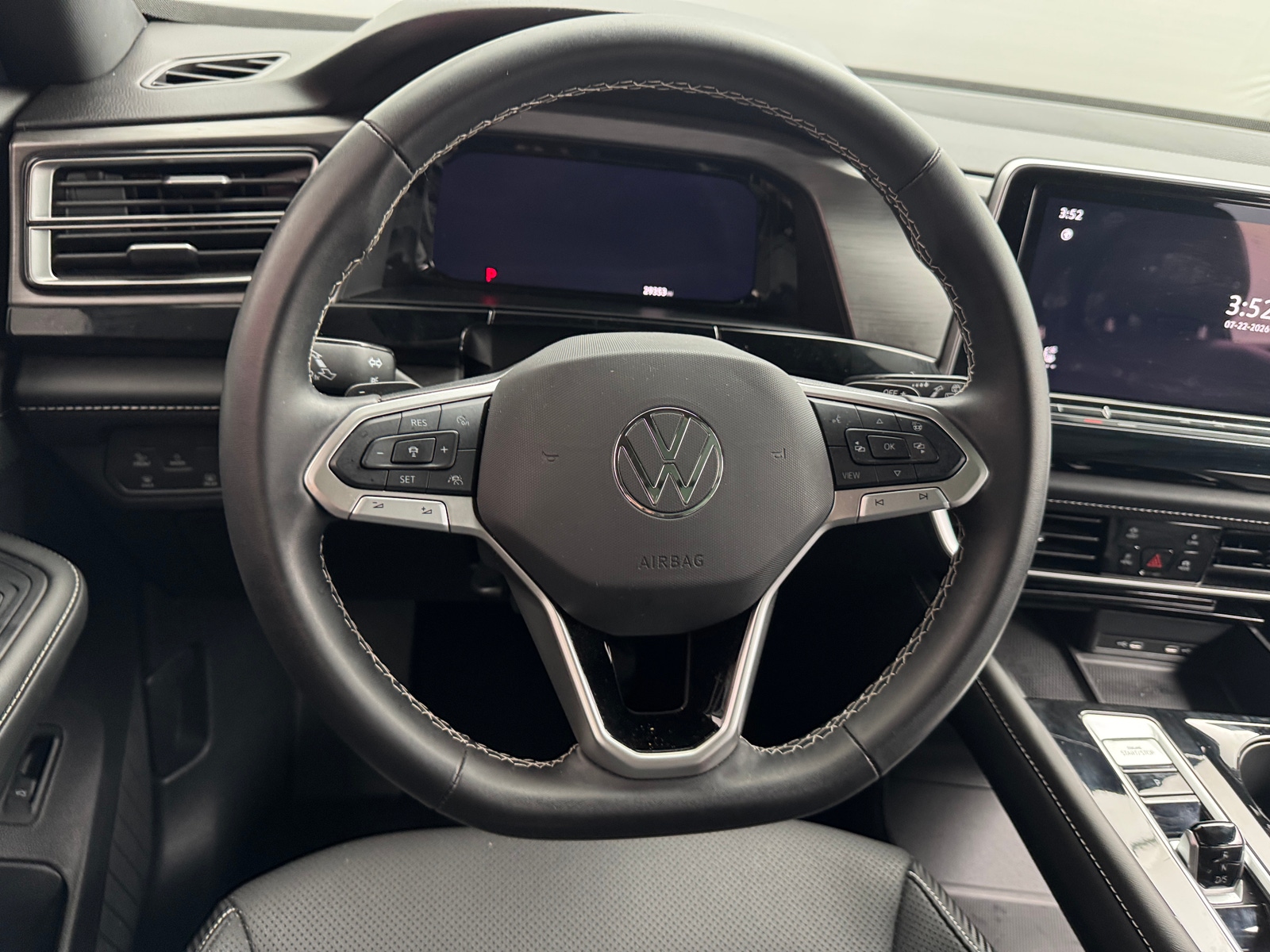 Thumbnail: 2024 Volkswagen Atlas - 4