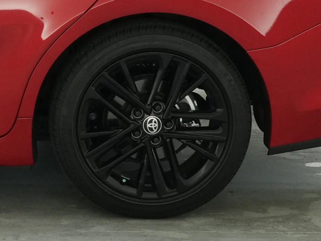 2025 Toyota Camry SE - Photo 15