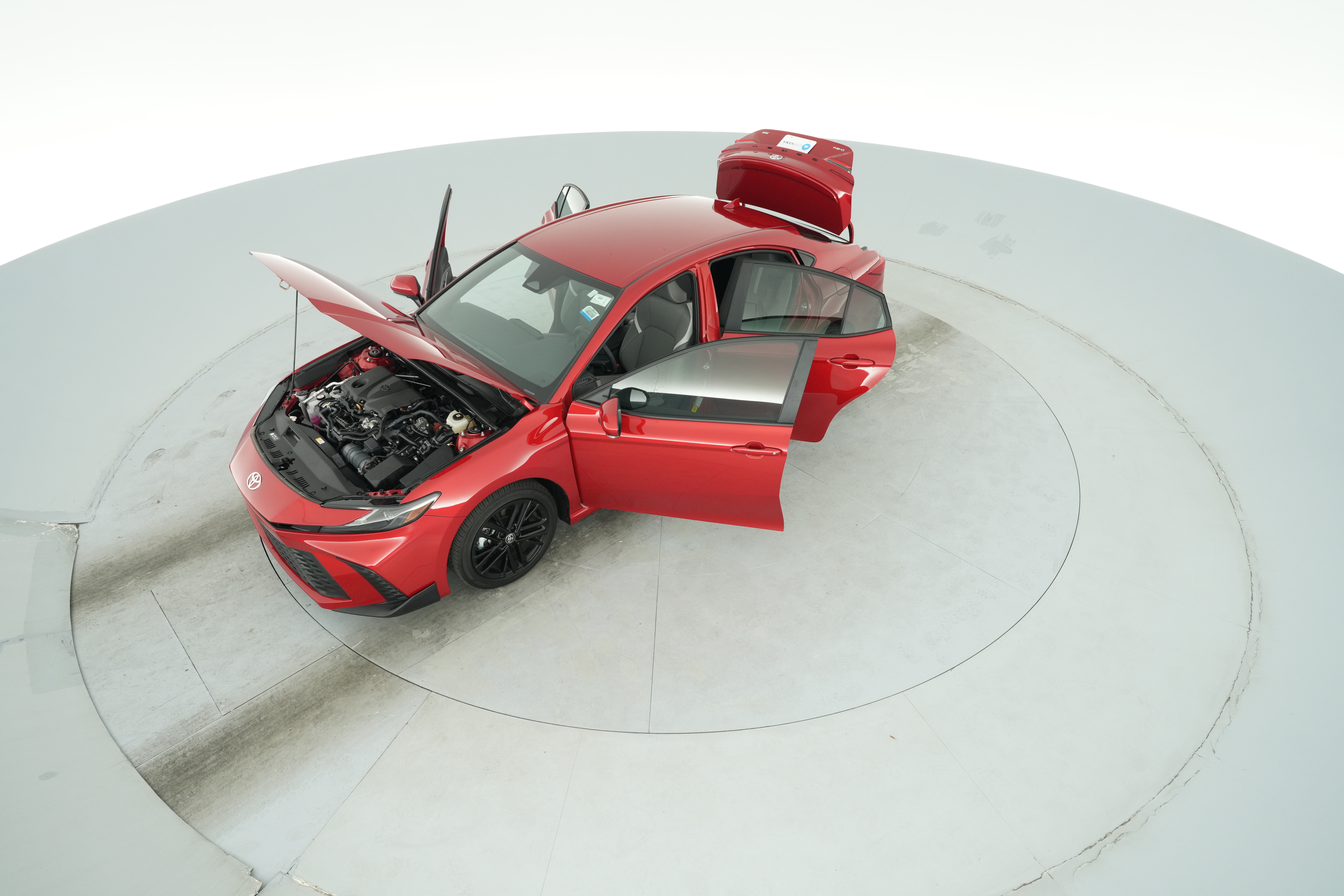 2025 Toyota Camry SE - Photo 40