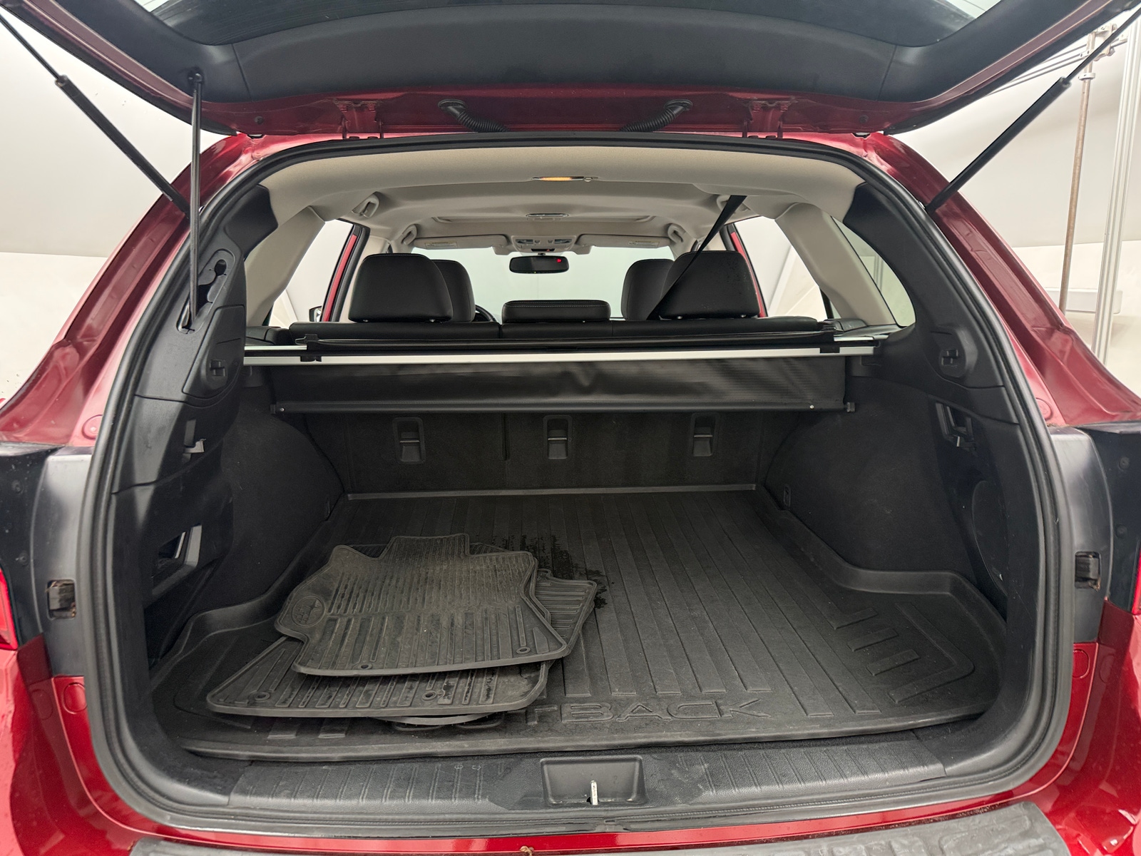 Thumbnail: 2015 Subaru Outback - 6