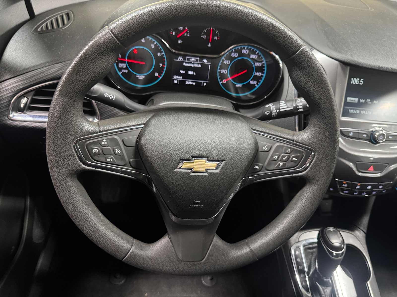 Thumbnail: 2017 Chevrolet Cruze - 5