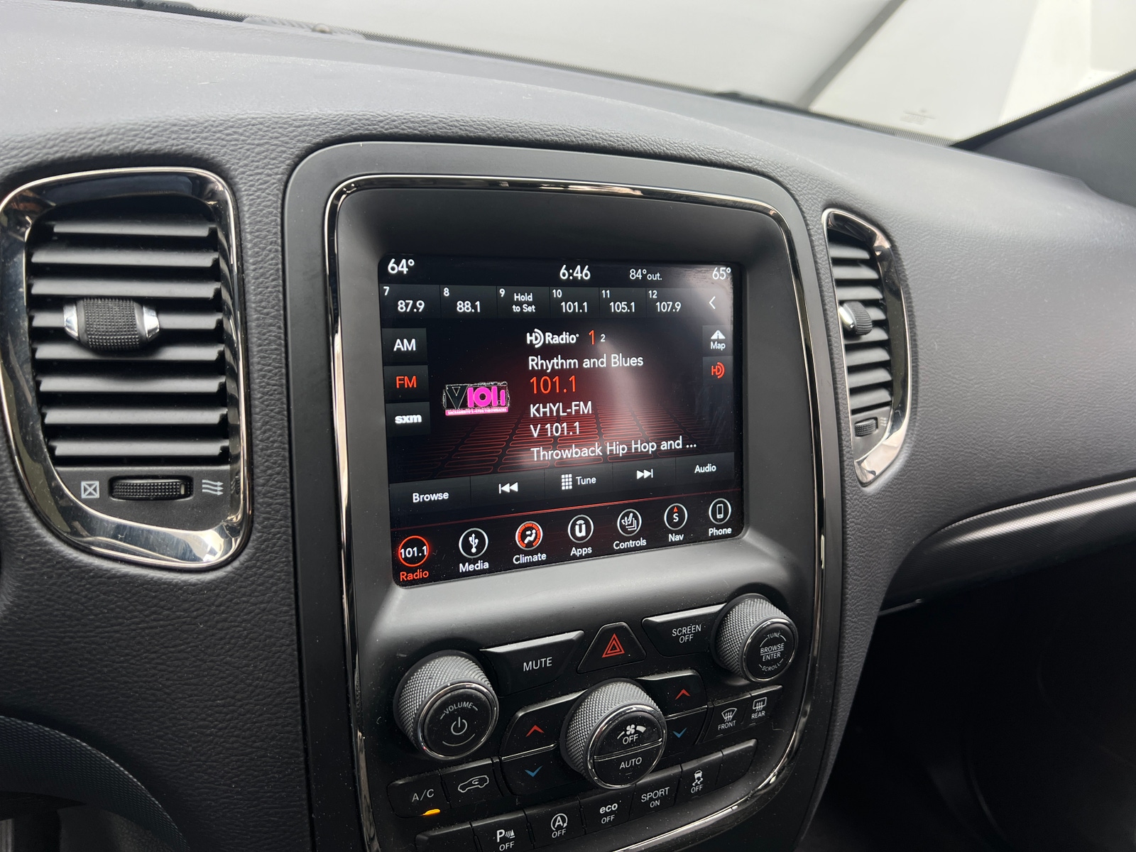 Thumbnail: 2018 Dodge Durango - 3