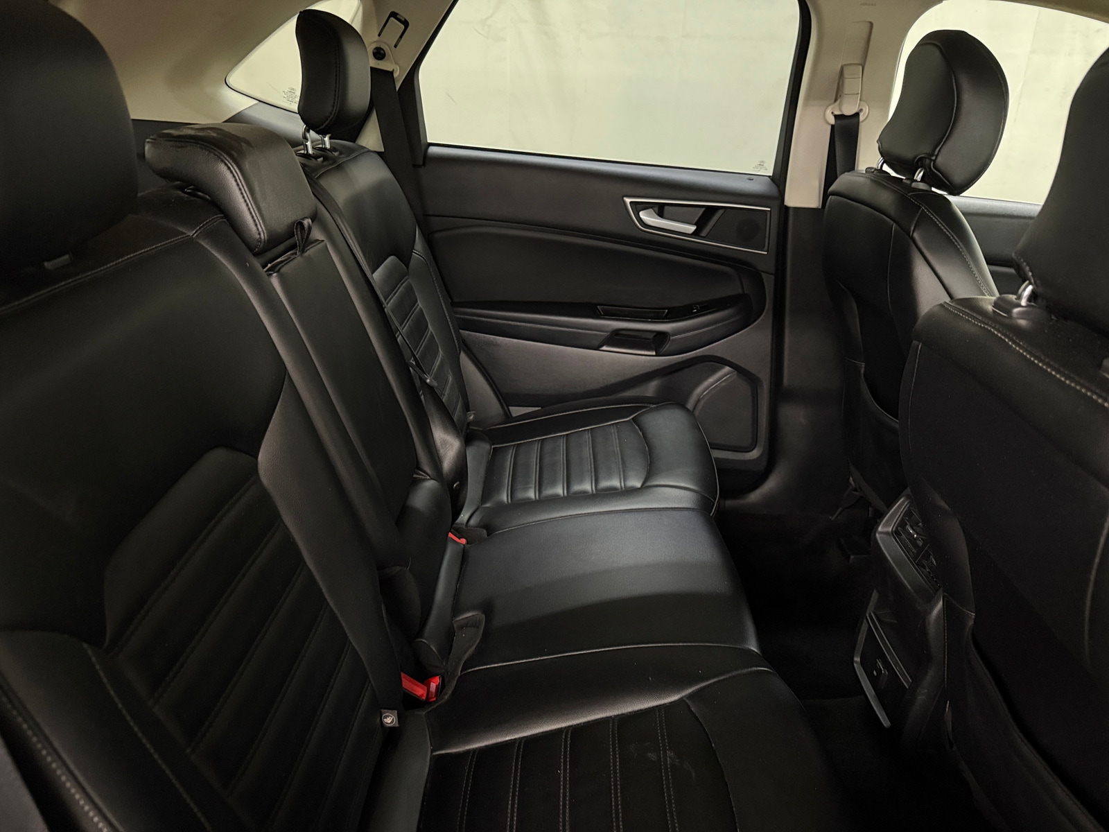Thumbnail: 2019 Ford Edge - 5