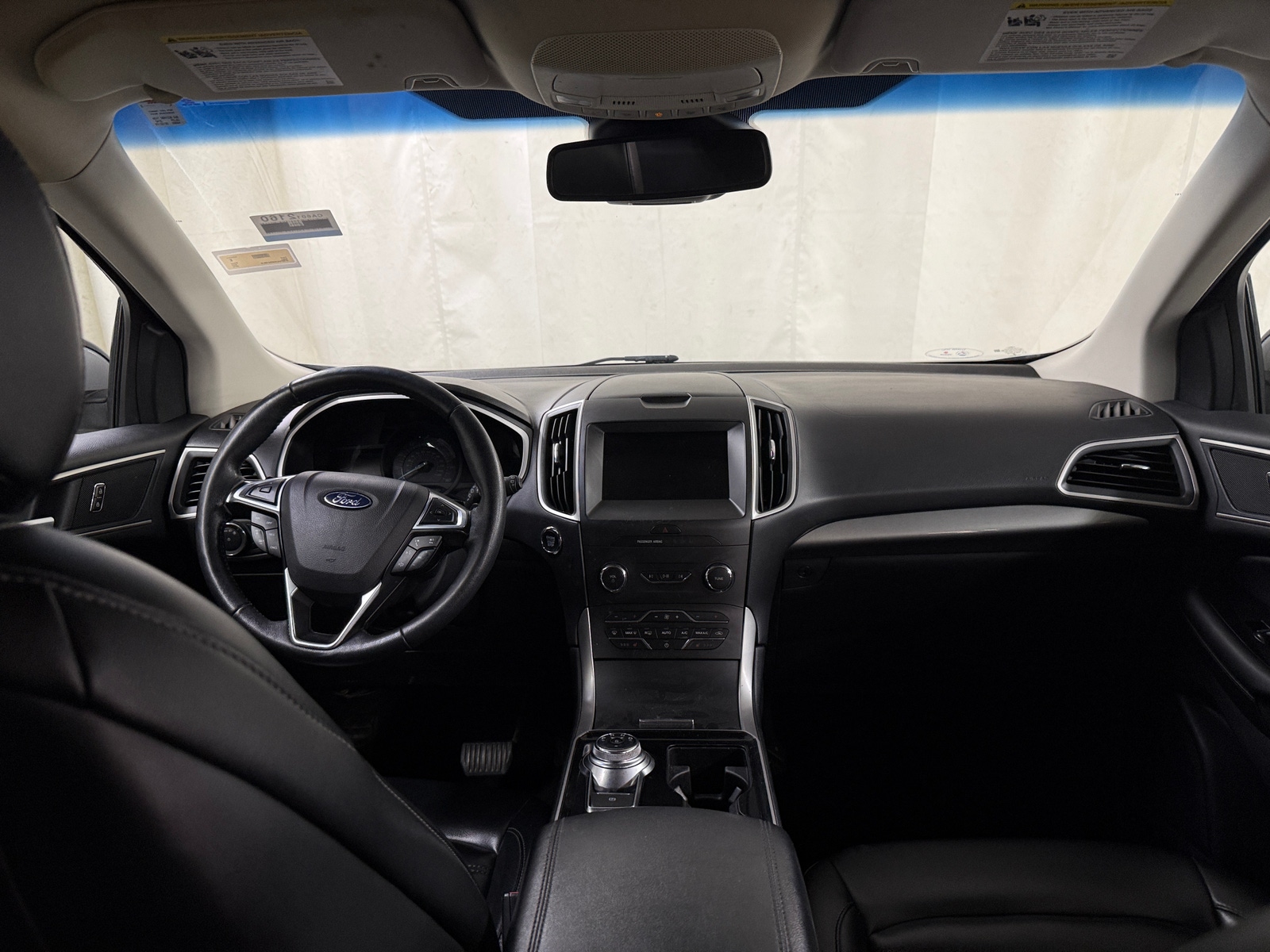 Thumbnail: 2019 Ford Edge - 2