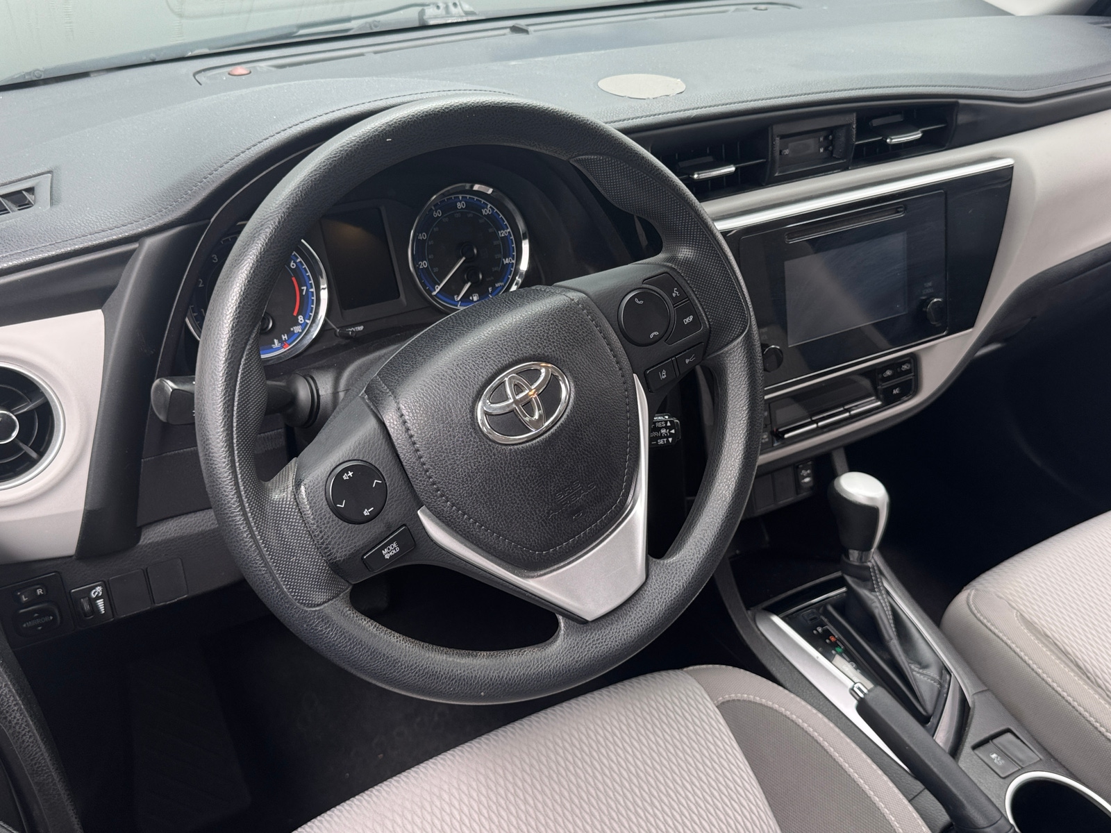 Thumbnail: 2018 Toyota Corolla - 5
