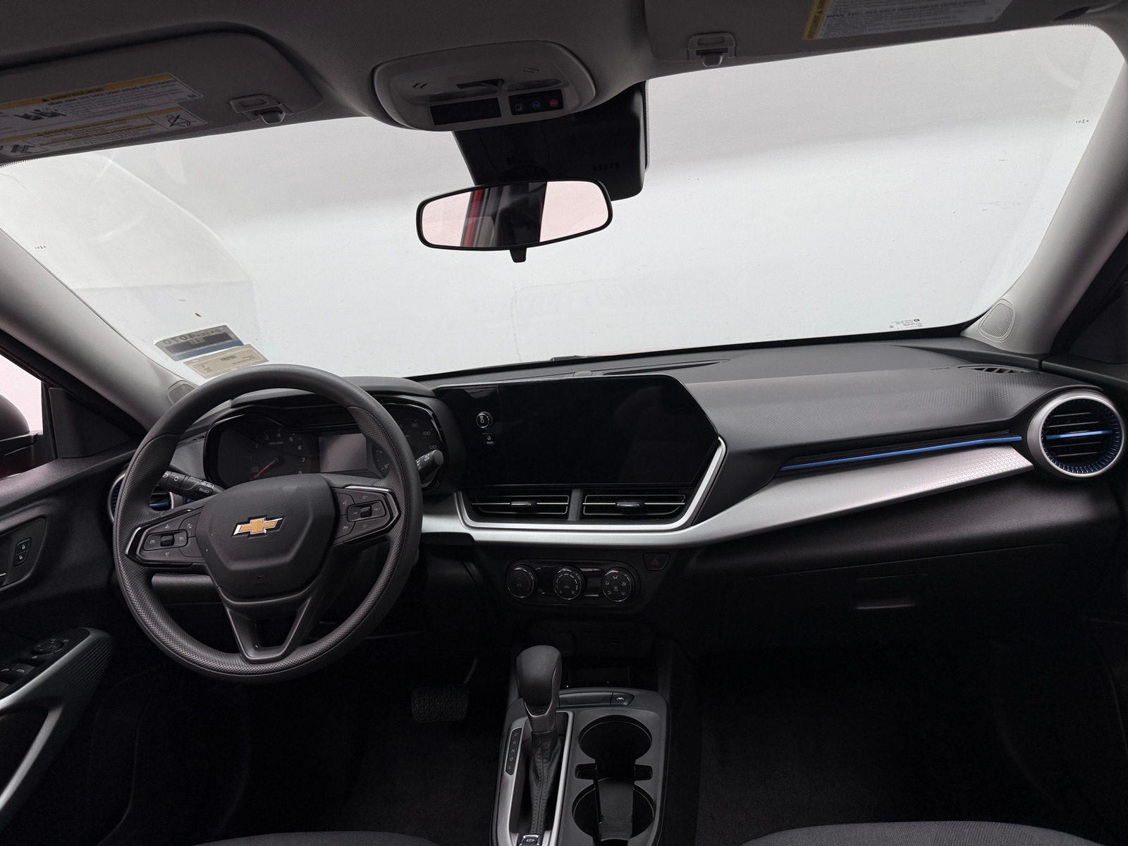 Thumbnail: 2026 Chevrolet Trax - 3