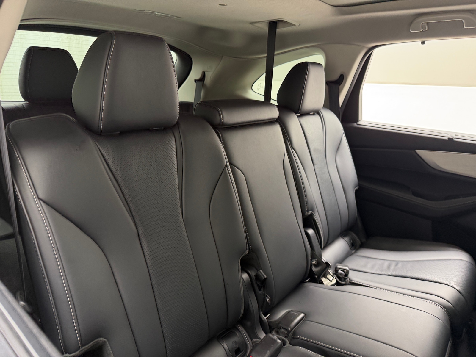 Thumbnail: 2023 Acura MDX - 5