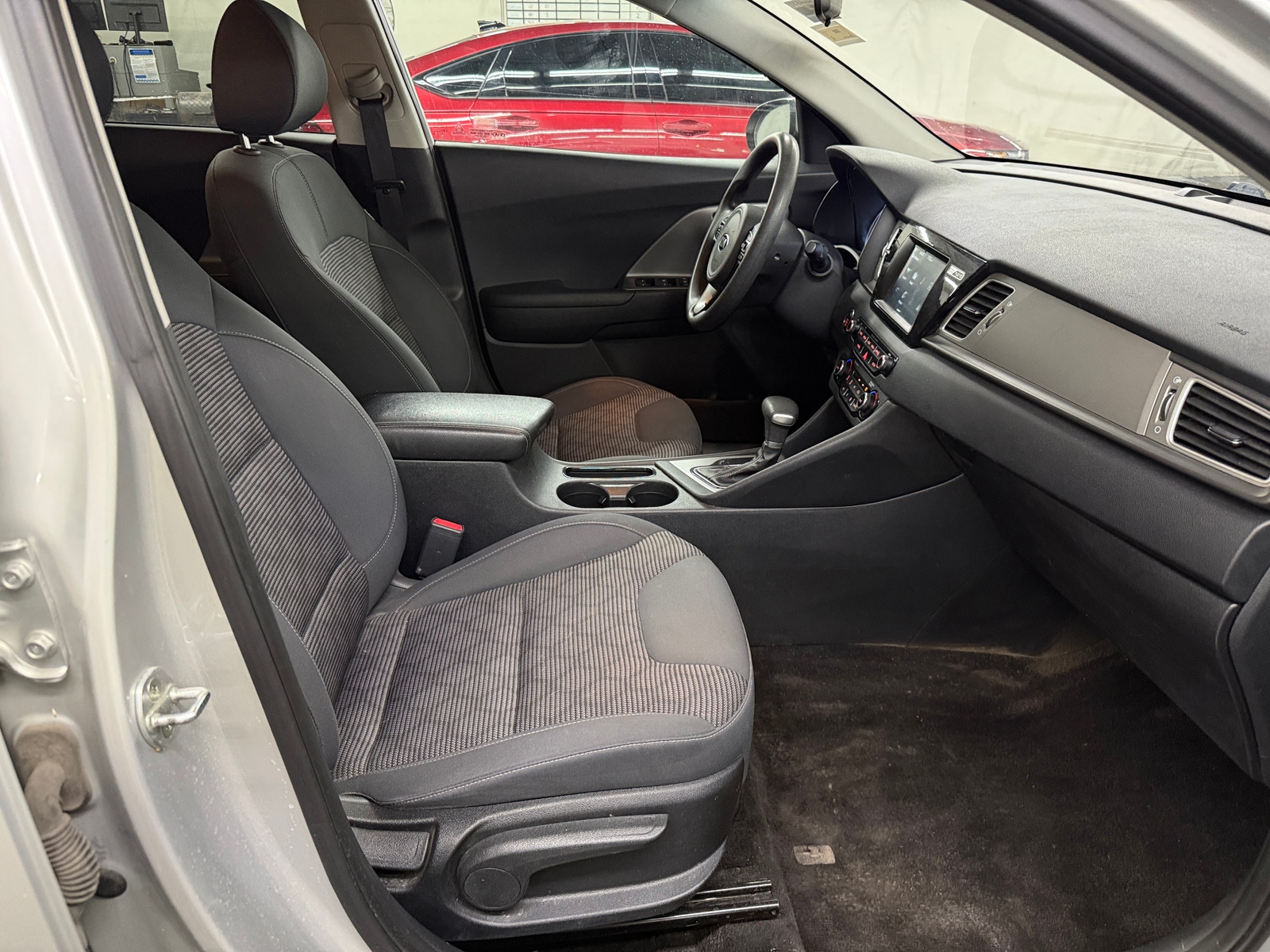 Thumbnail: 2018 Kia Niro - 2