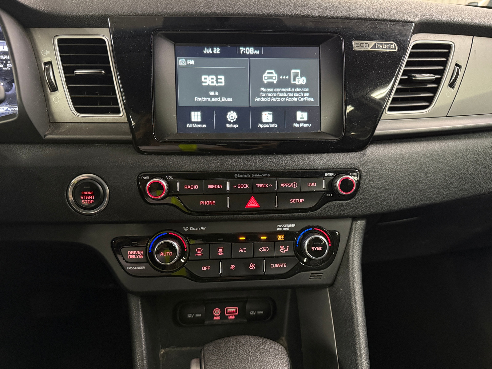 Thumbnail: 2018 Kia Niro - 4