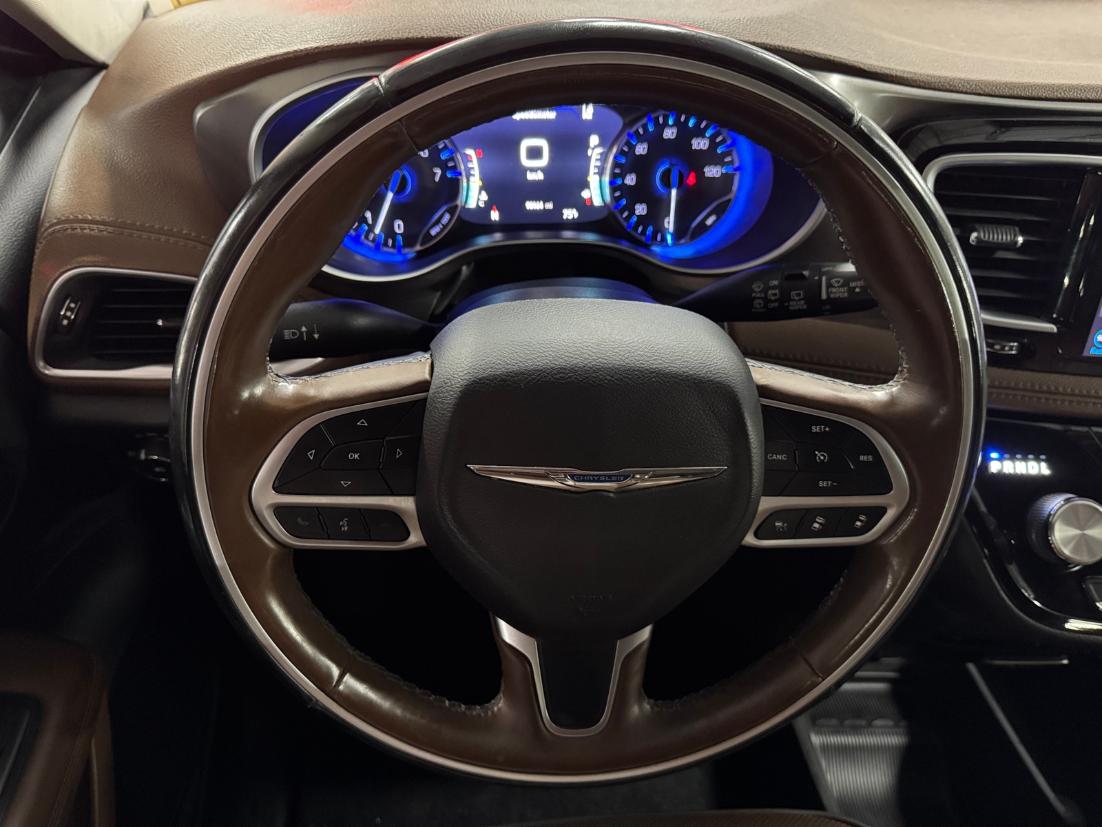 Thumbnail: 2018 Chrysler Pacifica - 4