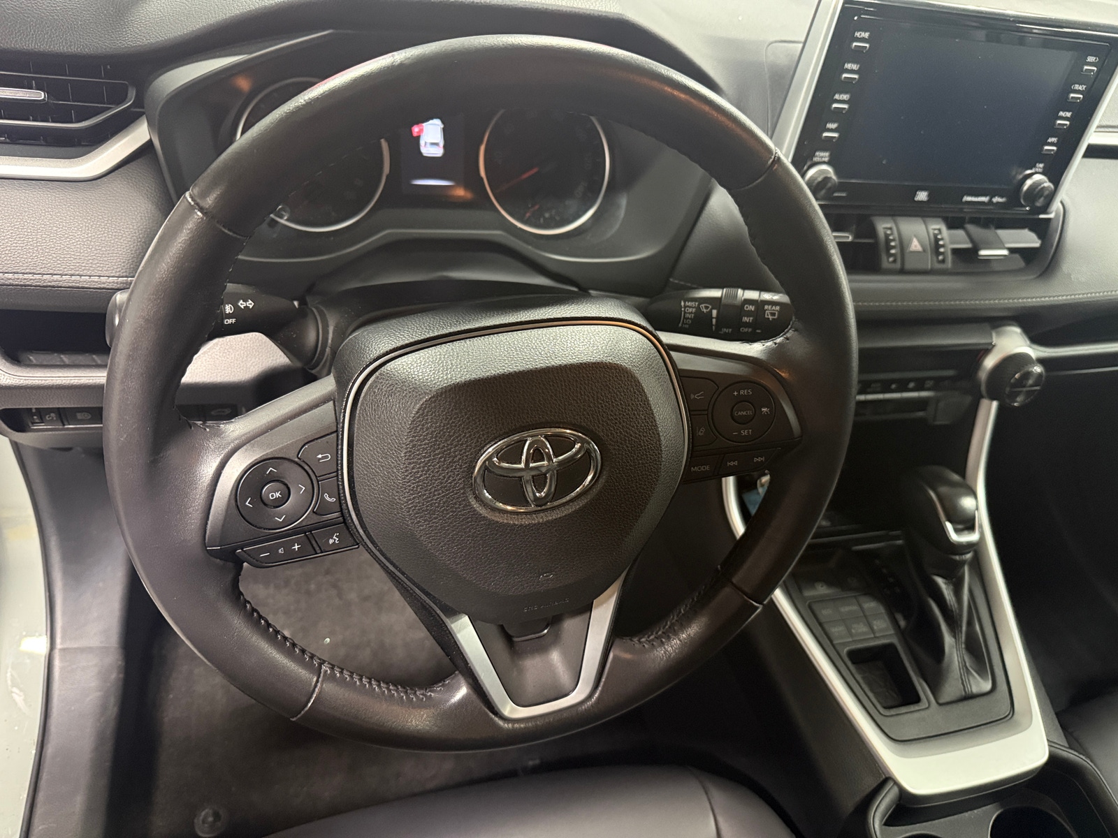Thumbnail: 2019 Toyota RAV4 - 4