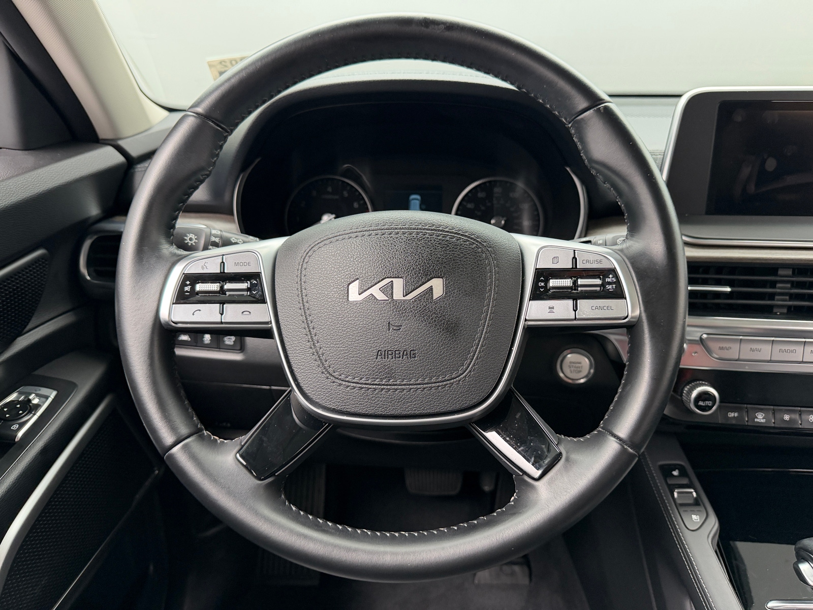 Thumbnail: 2022 Kia Telluride - 4