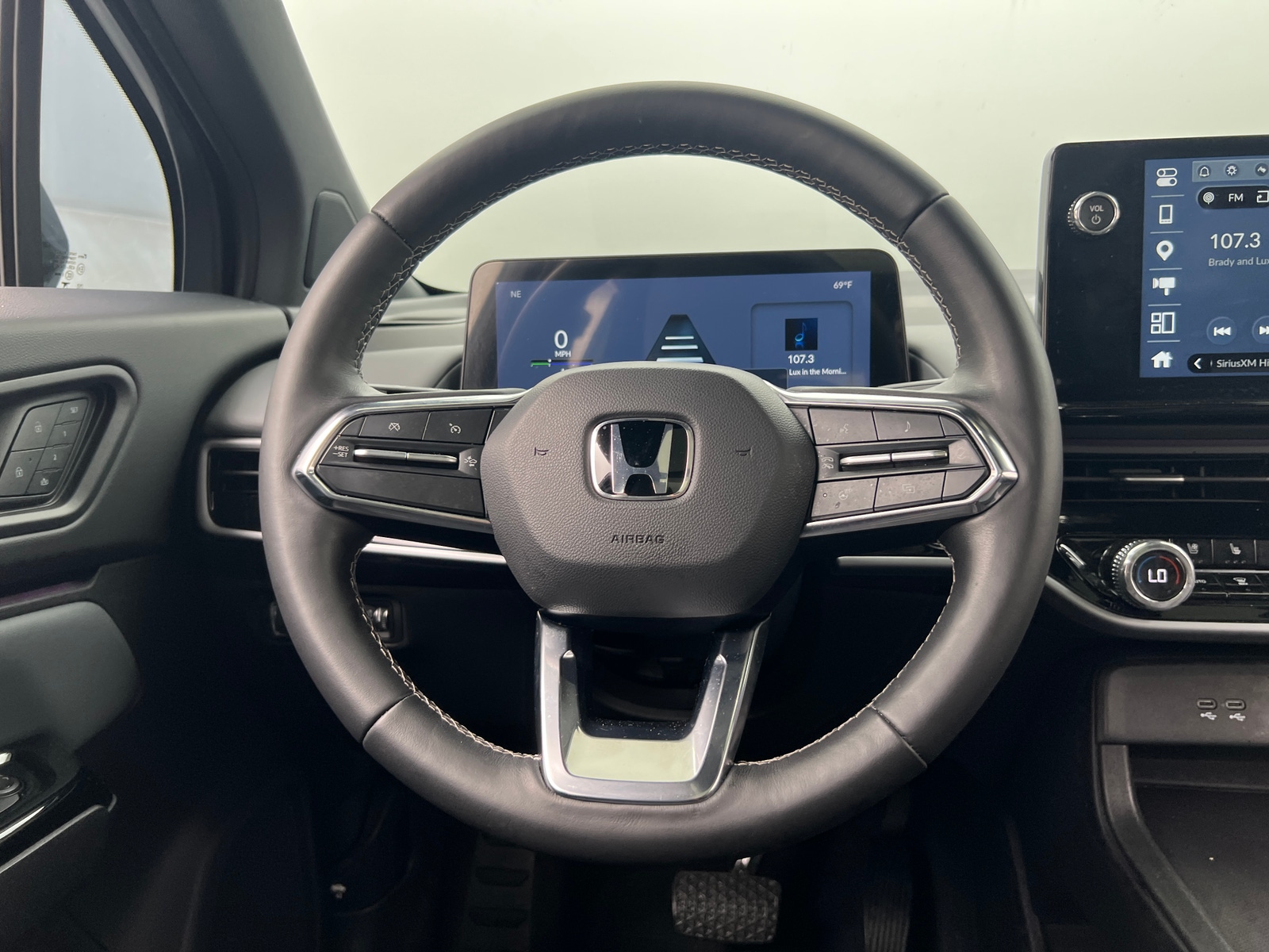 Thumbnail: 2024 Honda Prologue - 4