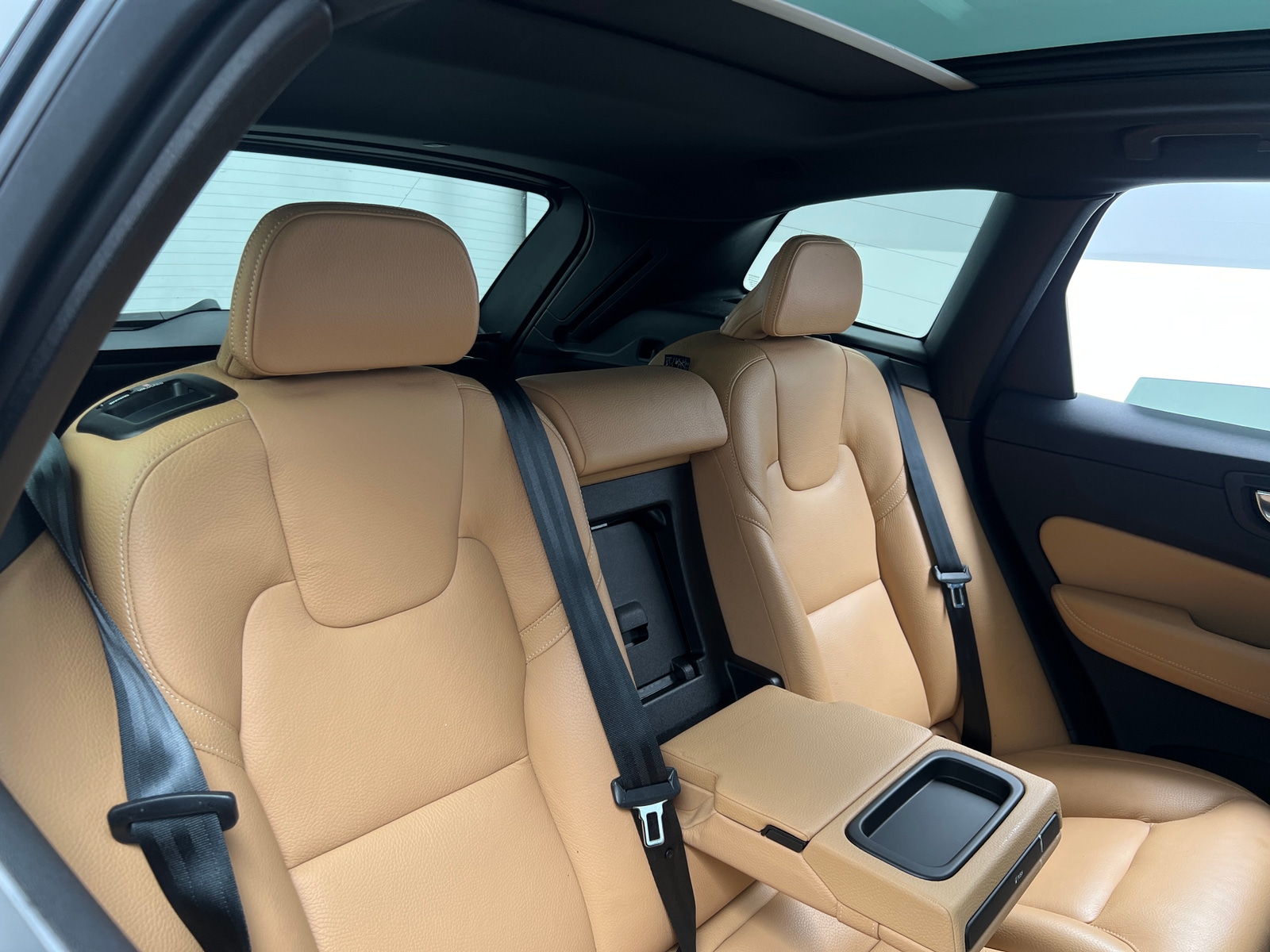 Thumbnail: 2020 Volvo XC60 - 5