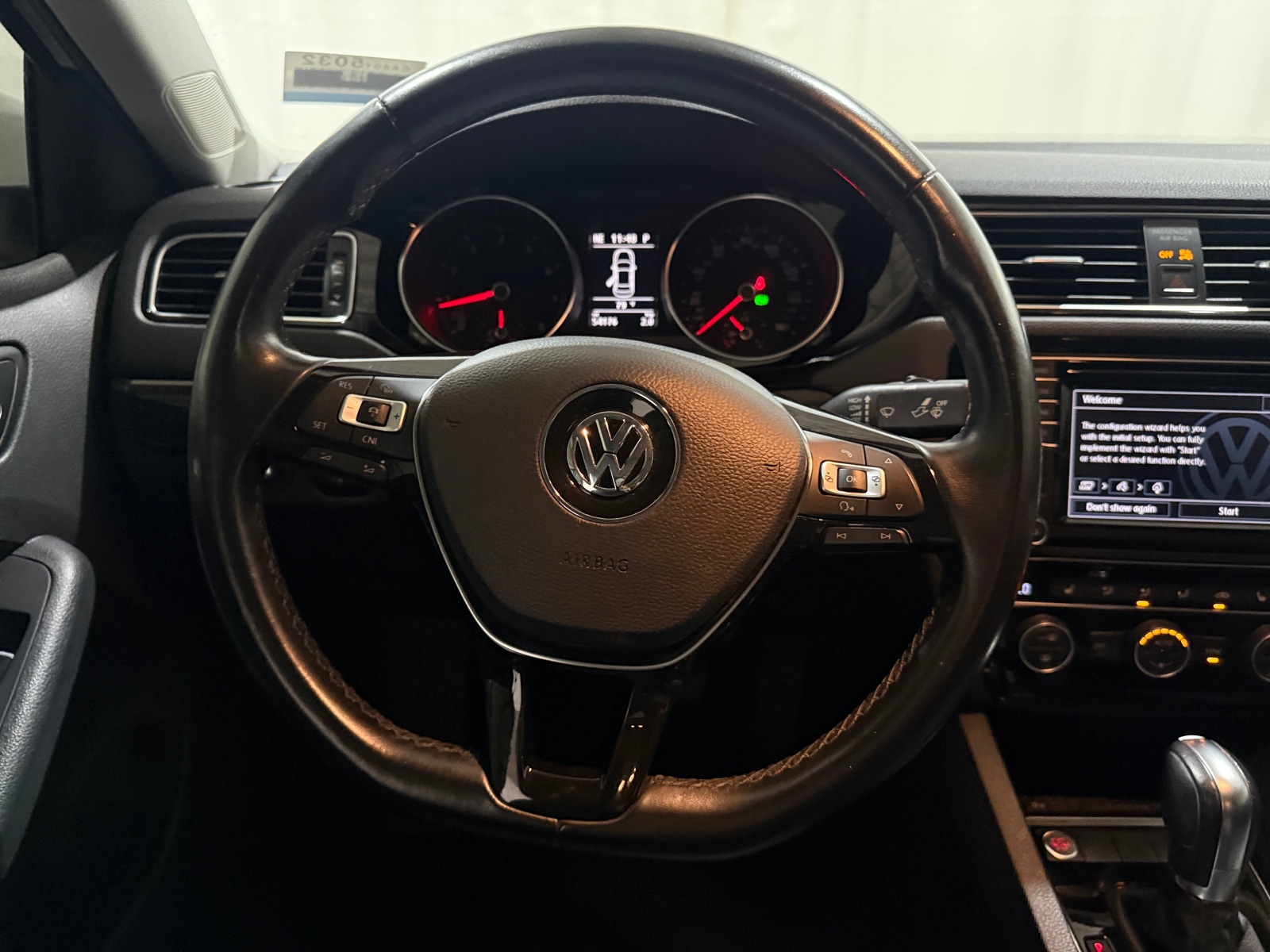 Thumbnail: 2017 Volkswagen Jetta - 4