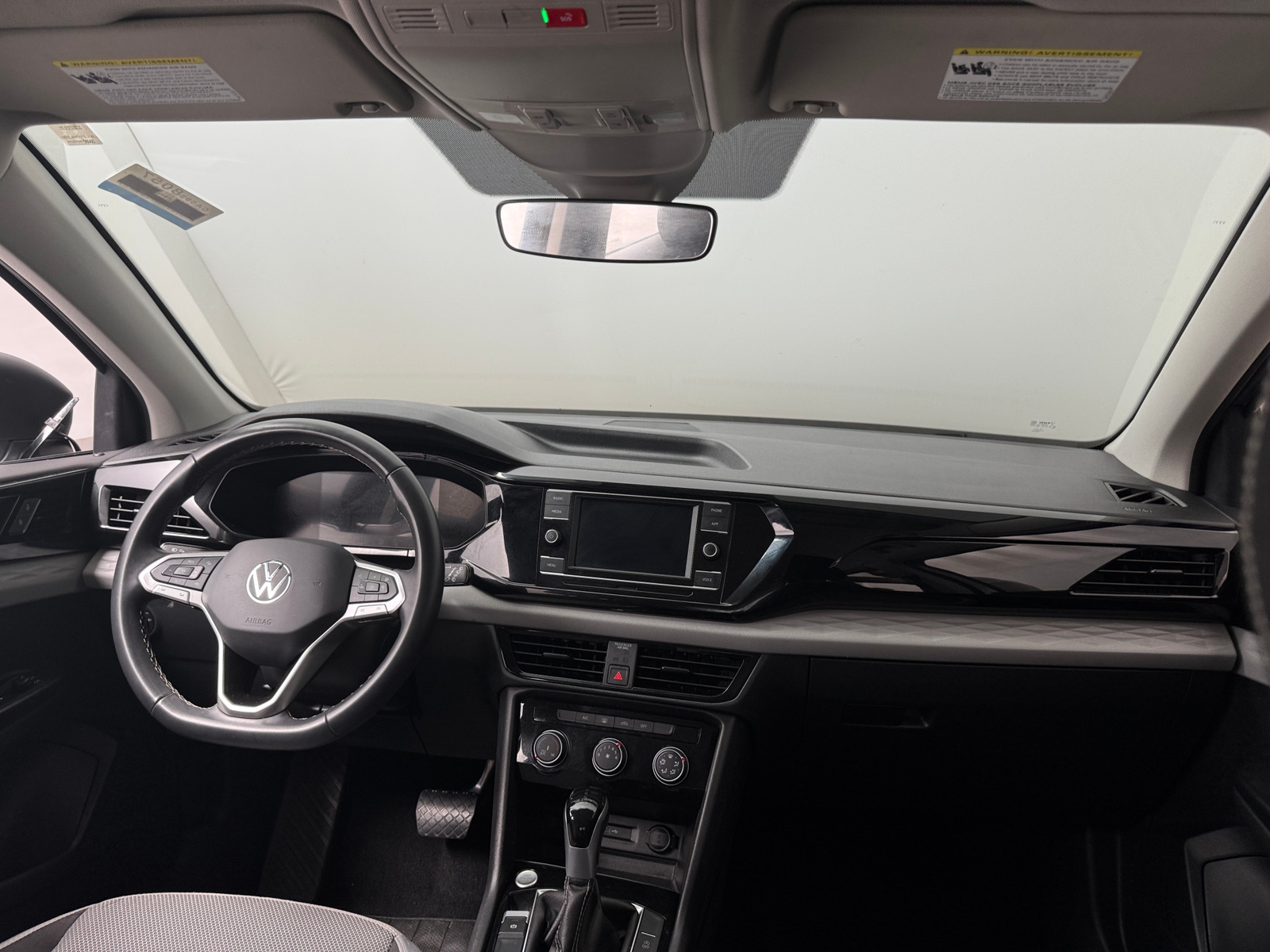 Thumbnail: 2024 Volkswagen Taos - 3