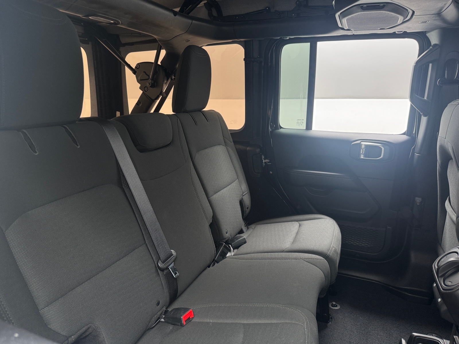 Thumbnail: 2018 Jeep Wrangler - 6