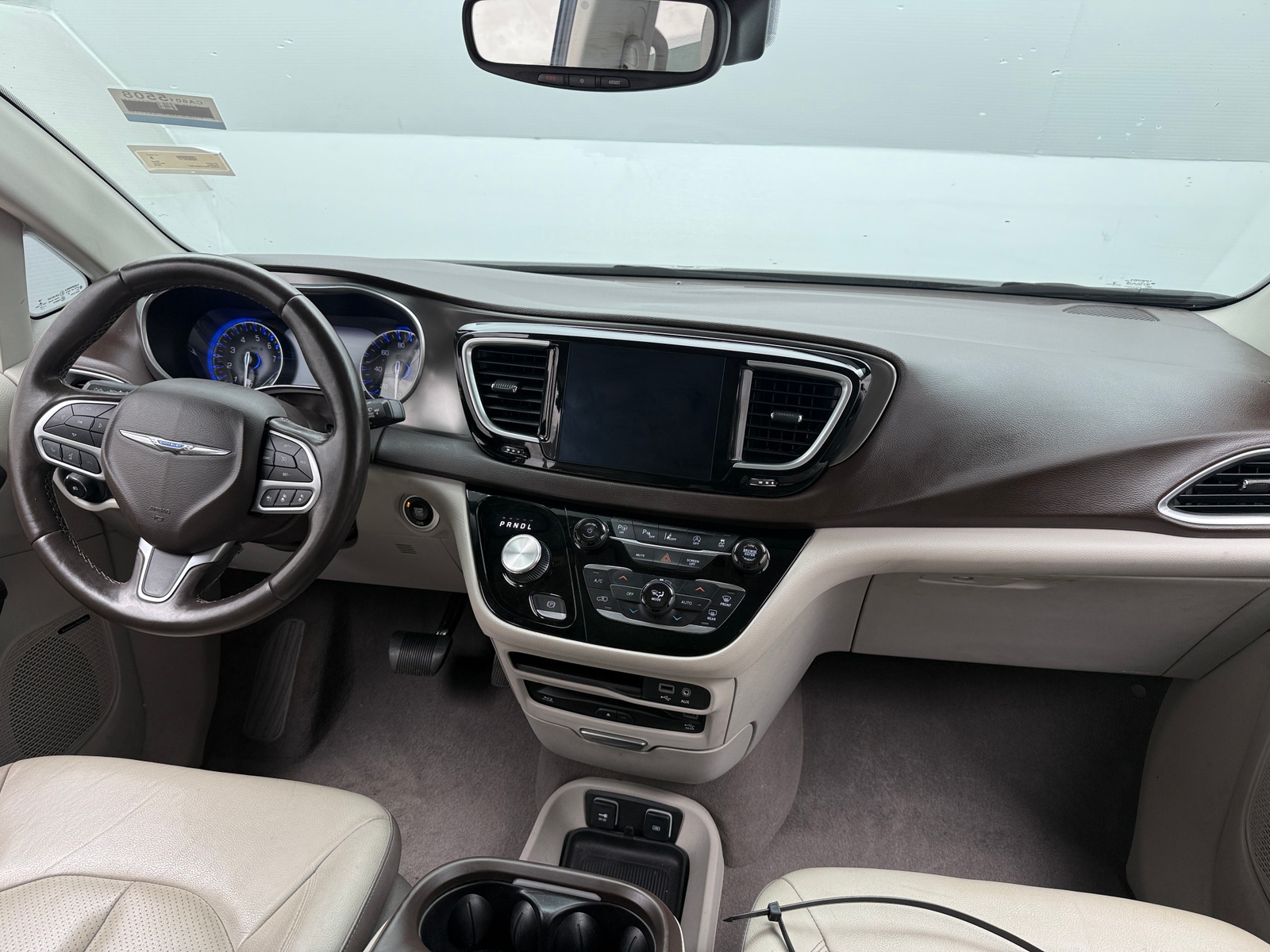 Thumbnail: 2018 Chrysler Pacifica - 2