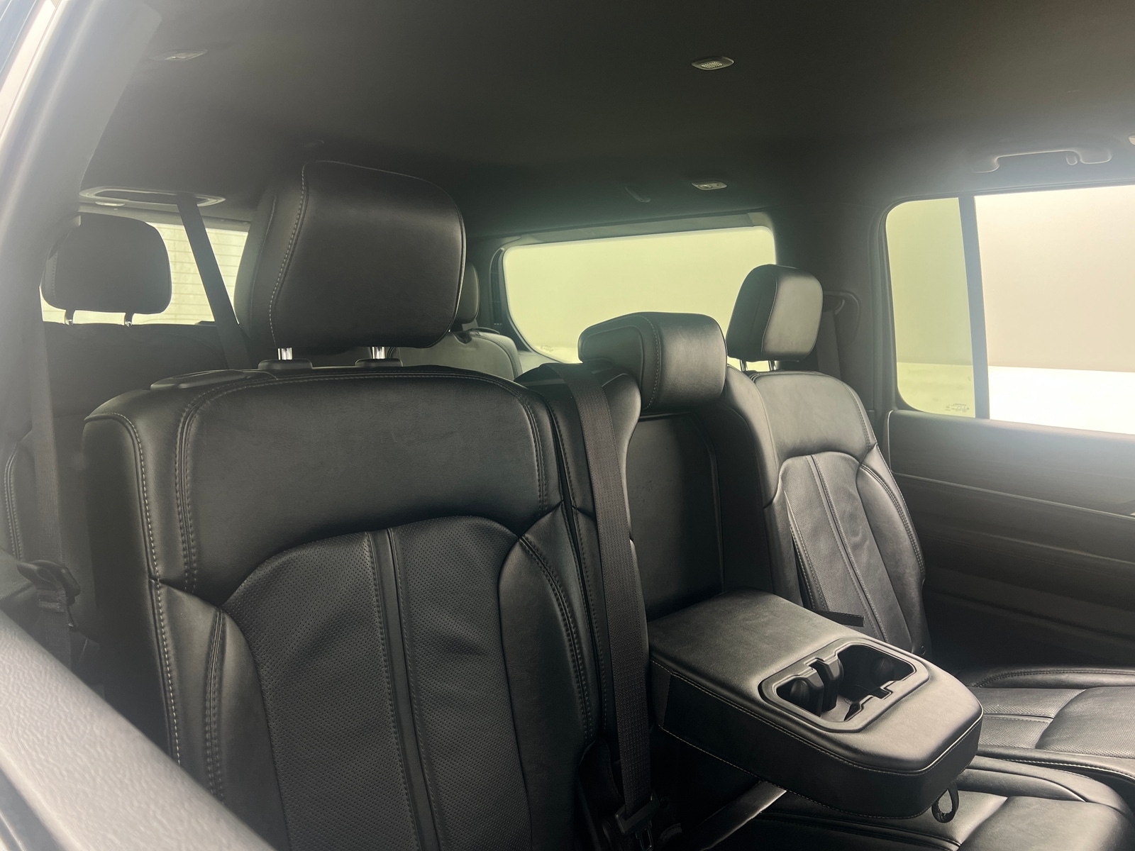 Thumbnail: 2024 Jeep Wagoneer - 5