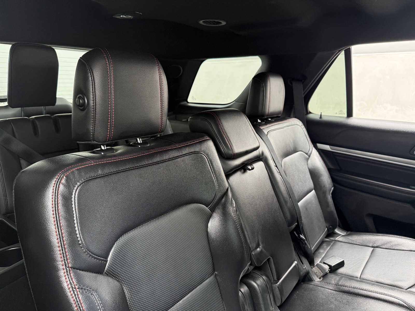Thumbnail: 2019 Ford Explorer - 5