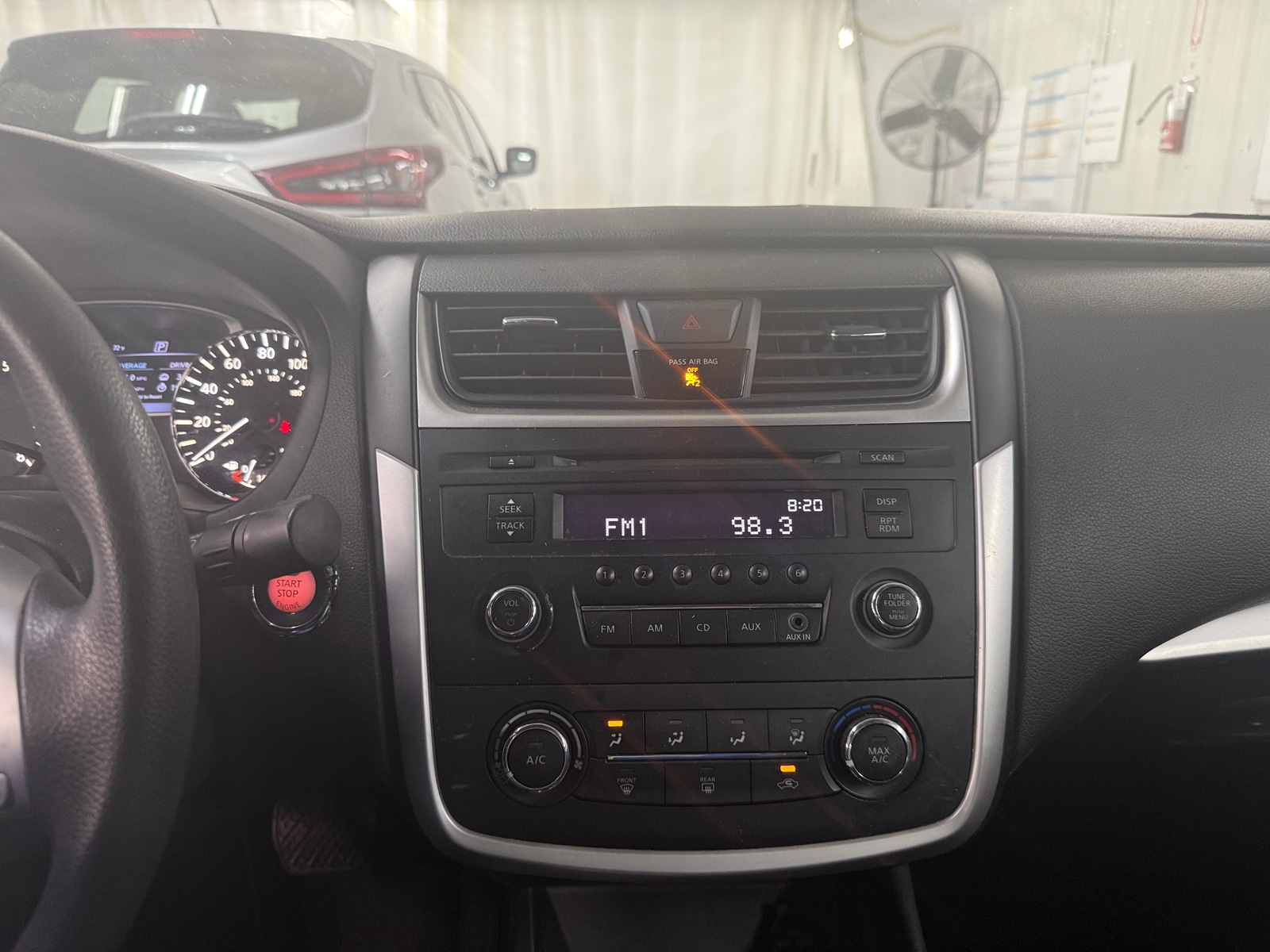 Thumbnail: 2016 Nissan Altima - 4