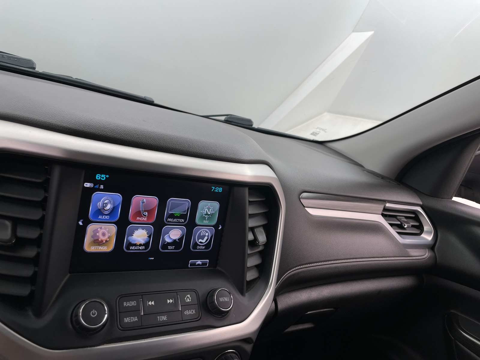 Thumbnail: 2018 GMC Acadia - 3