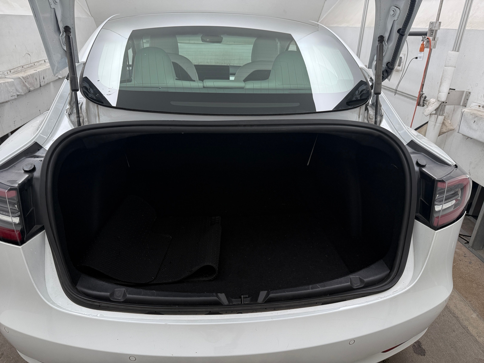 Thumbnail: 2020 Tesla Model 3 - 6