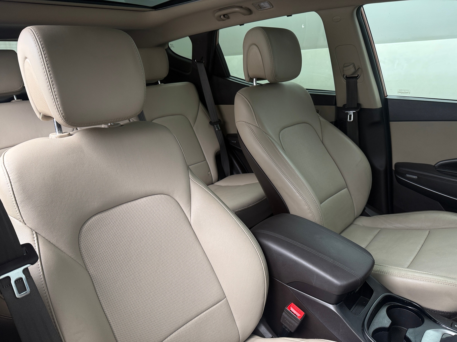 Thumbnail: 2017 Hyundai Santa Fe - 2