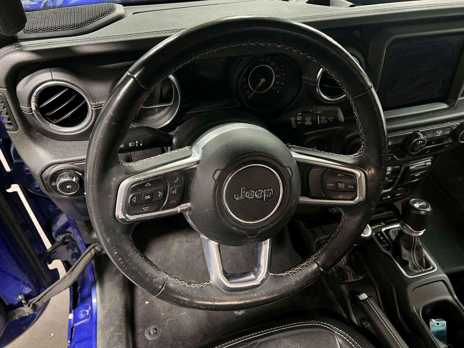 Thumbnail: 2019 Jeep Wrangler - 4